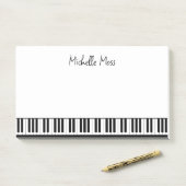 Post-it® Simple mignon musical noir blanc clavier de piano (Sur un bureau)