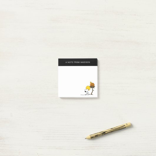 Post-it® Snoopy & Bois Nid Avec Jack O'Lantern (Sur un bureau)