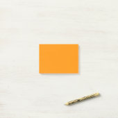 Post-it® Solide Princeton Orange (Sur un bureau)