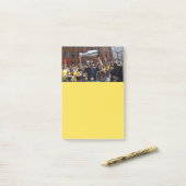 Post-it® Soulevez la tasse deux fois (Sur un bureau)