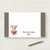 Post-it® Souris mignonne avec livre (Sur un bureau)
