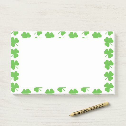 Post-it® St. Patricks Day Post-it-Notes (Sur un bureau)