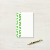 Post-it® St. Patricks Day Post-it-Notes (Sur un bureau)