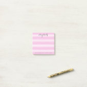 Post-it® Suite de papeterie rose et gris Pastel pour femmes (Sur un bureau)