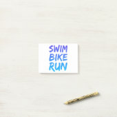 Post-it® Swim Bike Run superbe design (Sur un bureau)
