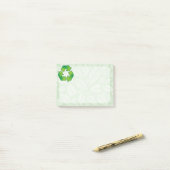 Post-it® Symbole de recyclage (Sur un bureau)