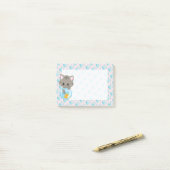 Post-it® Tabby chaton gris adorable avec bol de poisson (Sur un bureau)