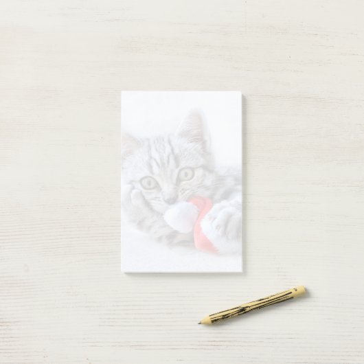 Post-it® Tabby gris mou Chat avec Noël Casquette (Sur un bureau)