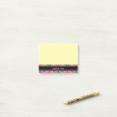 Post-it® Tartan rose, or et bleu (Sur un bureau)
