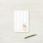 Post-it® Théière rose avec fleurs et papillons (Sur un bureau)