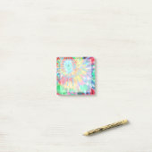 Post-it® Tie Tee Dye (Sur un bureau)