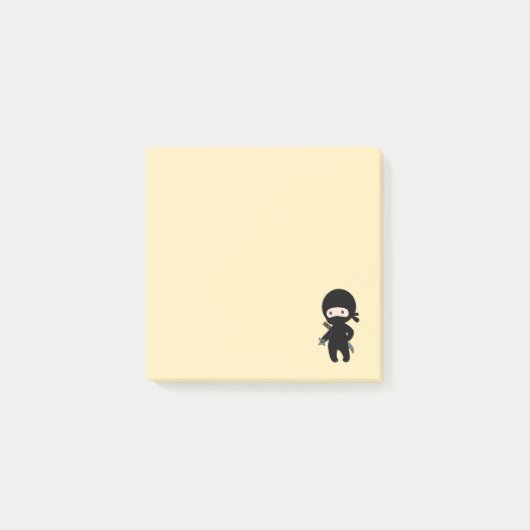 Post-it® Tiny Ninja tenant l'étoile à projeter sur Jaune (Devant)