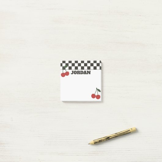 Post-it® Trendy Checkerboard & Cherry Custom Name (Sur un bureau)