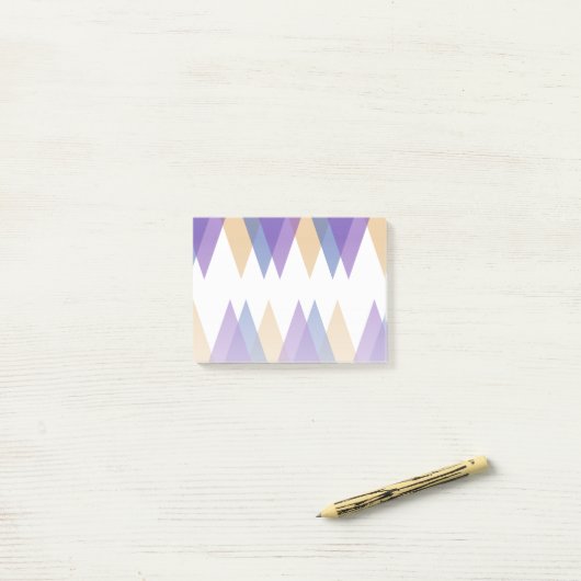 Post-it® Triangles pourpre, bleu et jaune (Sur un bureau)