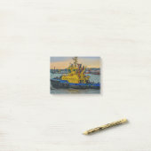 Post-it® Tugboat sailing at river, montevideo, uruguay (Sur un bureau)