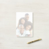 Post-it® Typographie de script moderne et tendance personna (Sur un bureau)