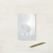 Post-it® Un éléphant asiatique dans un défrichement éclairé (Sur un bureau)