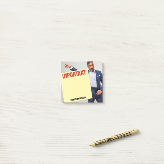 Post-it® Un message de votre patron (Sur un bureau)