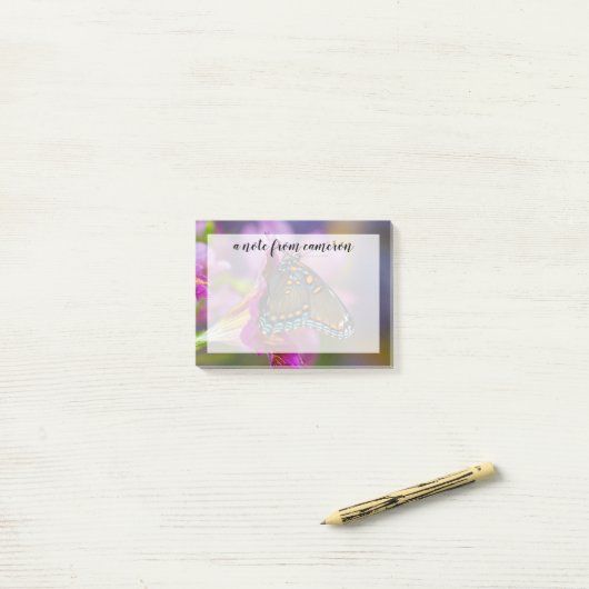 Post-it® Un papillon à queue noire (Sur un bureau)