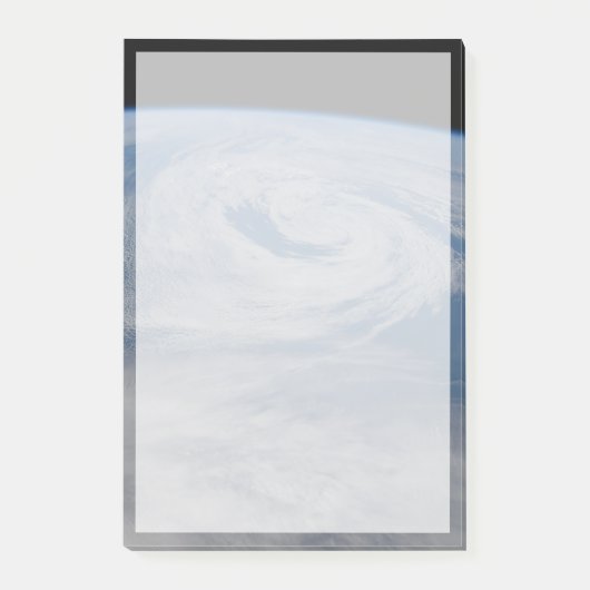 Post-it® Un Système De Faible Pression Mi-Atlantique. (Devant)