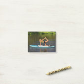 Post-it® Une Néerlandaise sur le SUP pose de yoga sur l'eau (Sur un bureau)