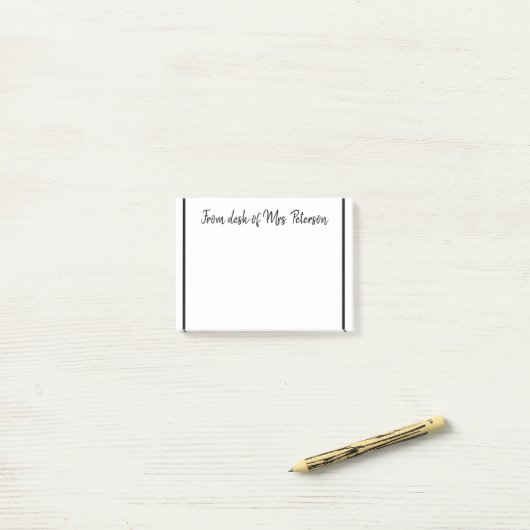 Post-it® une note d'ajouter nom de professeur simple bordur (Sur un bureau)
