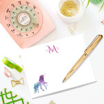 Post-it® unicorne violet blanc monogrammé<br><div class="desc">Une licorne d'imaginaire turquoise,  violette et un peu rose. Arrière - plan blanc. Modèle pour Votre nom une lettre monogramme en violet et rose.</div>