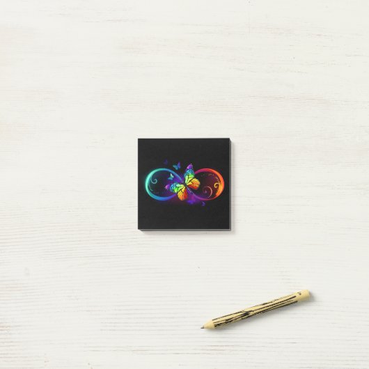Post-it® Vibrant infinity with rainbow butterfly on black (Sur un bureau)