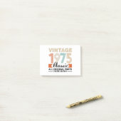 Post-it® Vintage 1975 imited Edition Birthday (Sur un bureau)