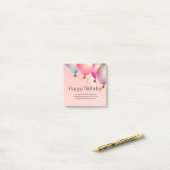 Post-it® Vœux d'anniversaire rose (Sur un bureau)
