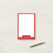 Post-it® White Stars Pattern on Bright Red Personalised (Sur un bureau)