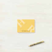 Post-it® Yolk Yellow Tilted Initials & Your Name (Sur un bureau)