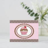 Postale Carte d'anniversaire avec cupcake (Debout devant)