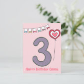 Postale Carte d'anniversaire pour les 3 ans de jolis enfan (Debout devant)