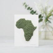 Postale Carte de l'Afrique faite d'herbe (Debout devant)