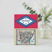 Postale Carte de l'Arkansas et drapeau de l'État (Debout devant)
