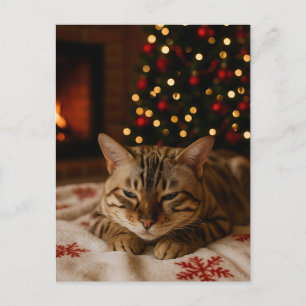 Postale Carte de Noël Cozy avec Chat Bengal au Foyer