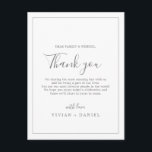 Postale Carte de réception minimaliste en Merci d'argent<br><div class="desc">Cette carte de remerciement minimaliste en argent est parfaite pour un simple mariage. Le design romantique moderne présente une typographie gris argenté et blanc classique associée à une calligraphie rustique mais élégante avec un style vintage lettré à la main. Personnalisable dans n'importe quelle couleur. Gardez le design simple et élégant,...</div>