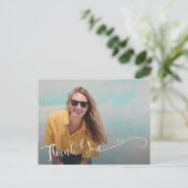 Postale Carte de Remerciement de Diplôme Élégante Script (Debout devant)