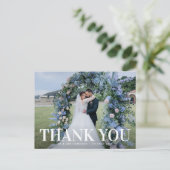 Postale carte de remerciements de mariage de texte minimal (Debout devant)