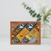 Postale Carte des plaques de licence de l'État du Wyoming  (Debout devant)