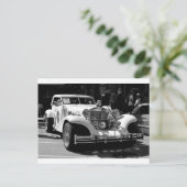 Postale Carte noire et blanche de voiture rétro Excalibur (Debout devant)