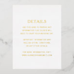 Postale D'invitation À Feuilles D'aluminium Carte de boîtier Mariage simple Gold Foil<br><div class="desc">Mariage en feuille d'or moderne détails carte d'enceinte avec un design simple et minimaliste dans une disposition verticale. Un design simple et sobre qui se révèle tout de même élégant.</div>