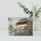 Postale drapeau allemand sur la carte (Debout devant)