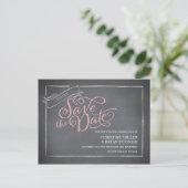 Postale Faire-part Tableau Noir Script Rose Carte de Voeux de Date de (Debout devant)