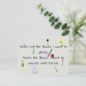 Postale Fleurs - Mignonne, carte de devis appréciable (Debout devant)