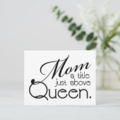 Postale Maman, titre juste au-dessus de Queen - Carte post (Debout devant)