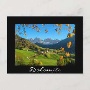 Postale Val di Funes vallée avec feuilles d'automne carte 