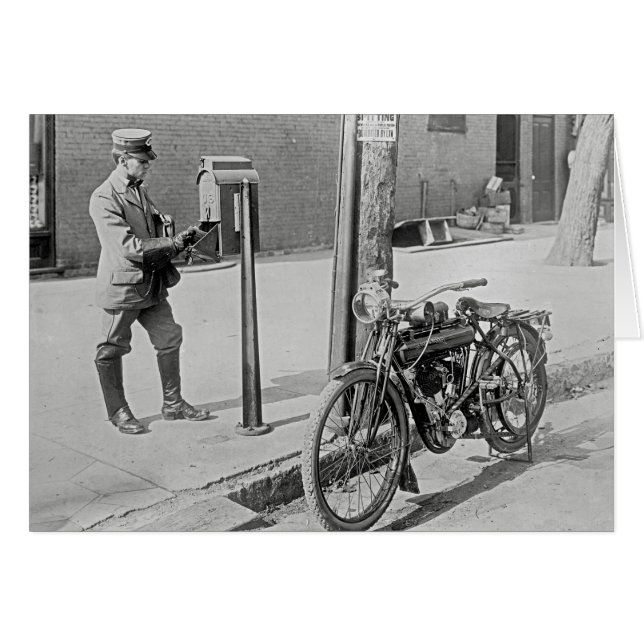 Postbode op motorfiets, 1909 (Voorkant Horizontaal)
