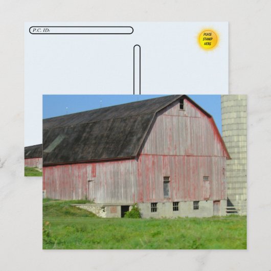 Postcrossing - Oude Rode Schuur en Silo Briefkaart (Voorkant / Achterkant)